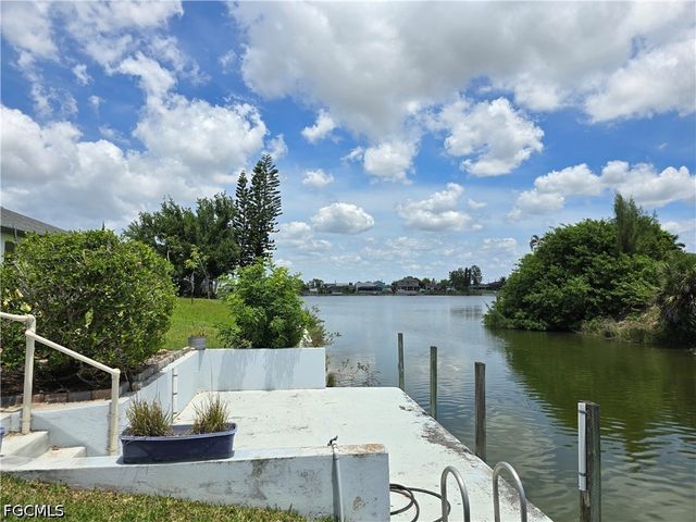 123 NW 14th AVE, Cape Coral, FL 33993