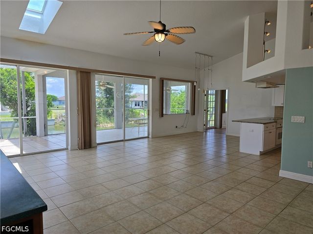 123 NW 14th AVE, Cape Coral, FL 33993