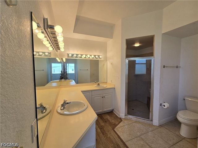 123 NW 14th AVE, Cape Coral, FL 33993