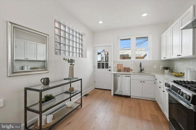 2345 S BANCROFT ST, Philadelphia, PA 19145