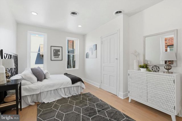 2345 S BANCROFT ST, Philadelphia, PA 19145