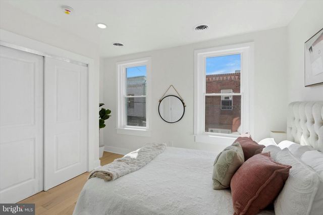 2345 S BANCROFT ST, Philadelphia, PA 19145