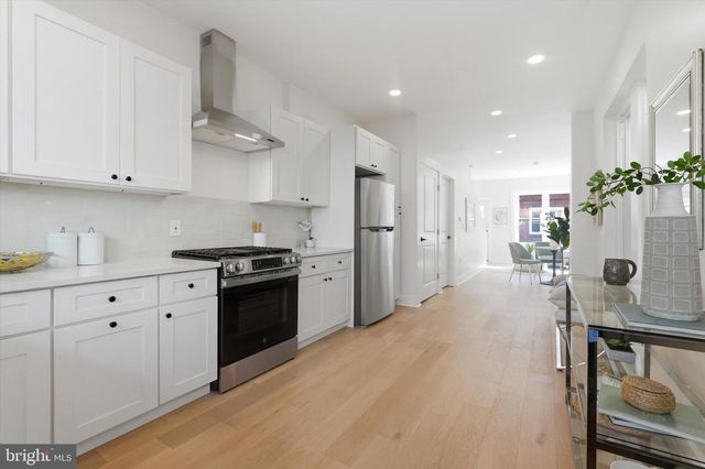 2345 S BANCROFT ST, Philadelphia, PA 19145