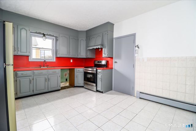 45 Sedgewick Avenue, Stratford, CT 06615