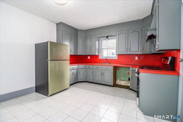 45 Sedgewick Avenue, Stratford, CT 06615