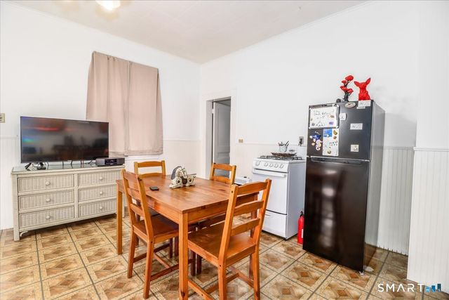 45 Sedgewick Avenue, Stratford, CT 06615