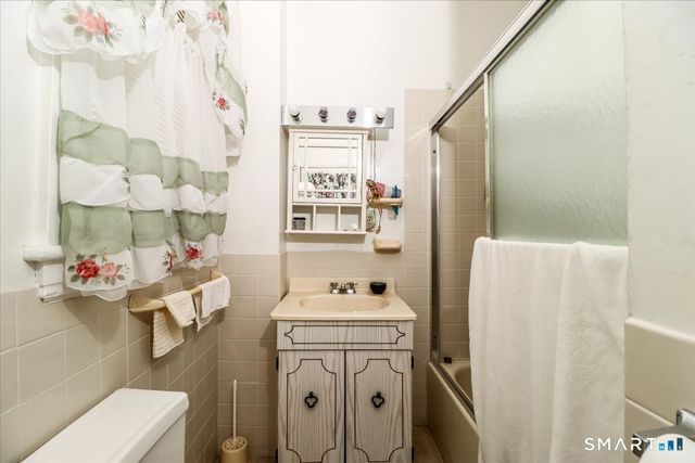 45 Sedgewick Avenue, Stratford, CT 06615