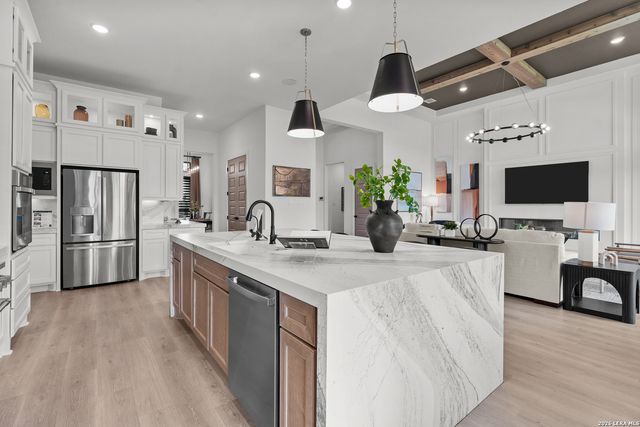 27615 Rockytop, Boerne, TX 78006