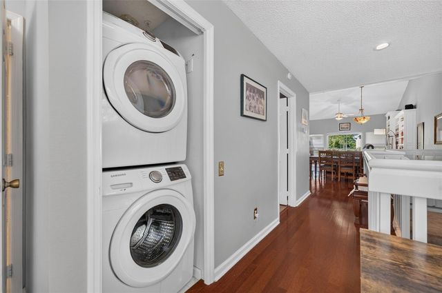 6057 LAKE POINTE DRIVE 410, Orlando, FL 32822