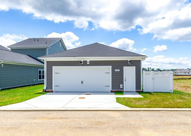 1823 Flatwaters St, Spring Hill, TN 37174