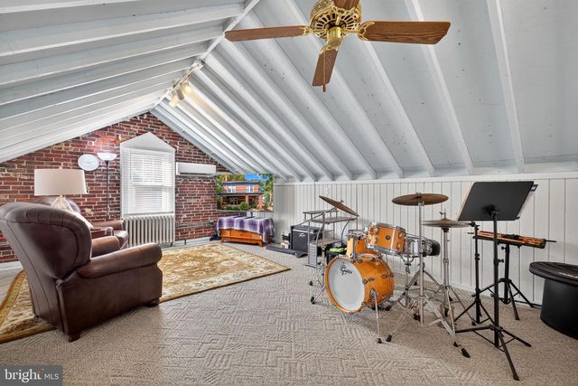420 W CORK ST, Winchester, VA 22601