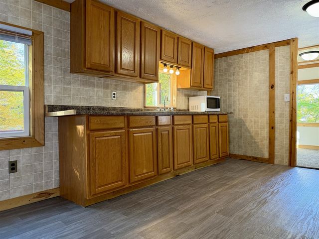 2565 Lapo Road, Lake Odessa, MI 48849