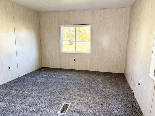 2565 Lapo Road, Lake Odessa, MI 48849