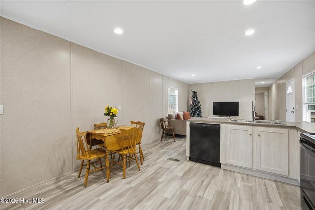 104 Sycamore Road, Southport, NC 28461