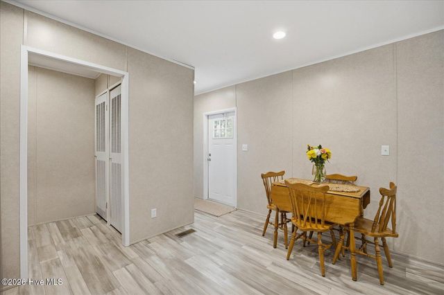 104 Sycamore Road, Southport, NC 28461