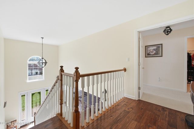 8511 Missionary Ct, Louisville, KY 40291