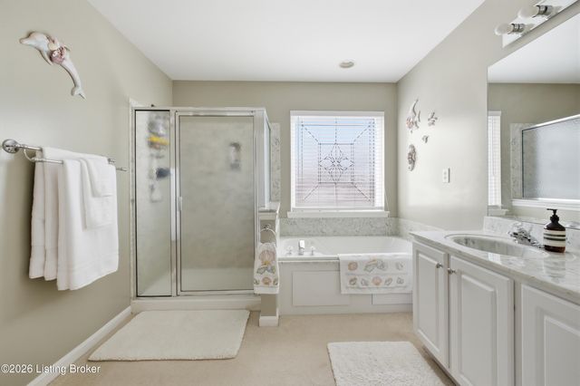 8511 Missionary Ct, Louisville, KY 40291