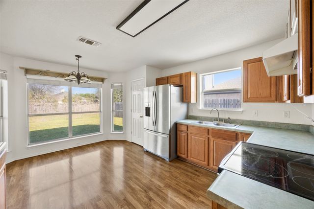 1021 Miles Avenue, Burleson, TX 76028