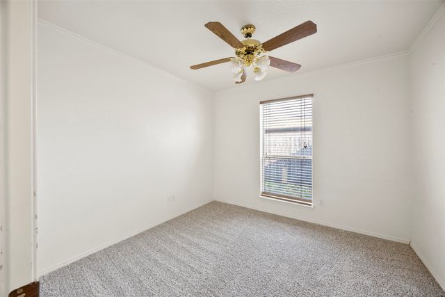 1021 Miles Avenue, Burleson, TX 76028