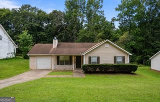 8 Priscilla Drive, Grantville, GA 30220