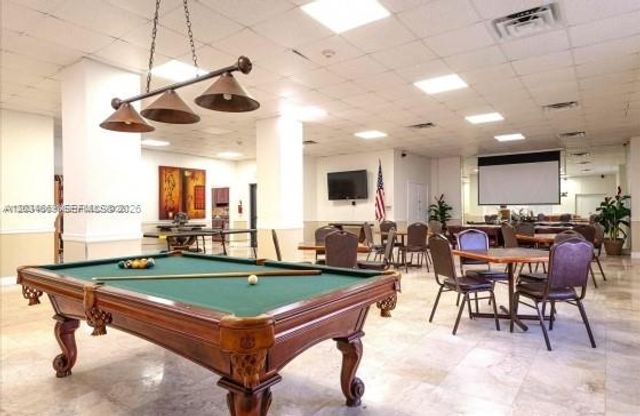 3505 S Ocean Drive 704, Hollywood, FL 33019