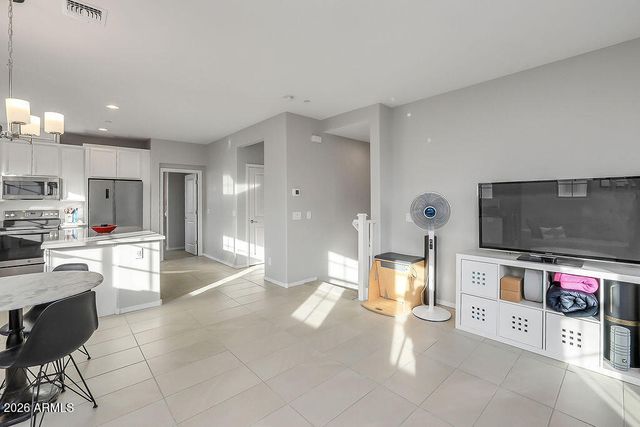 1711 E CHELSEA Lane, Gilbert, AZ 85295