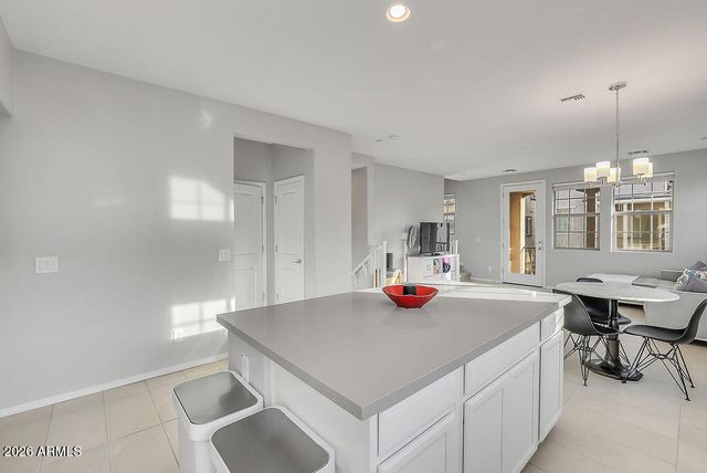 1711 E CHELSEA Lane, Gilbert, AZ 85295