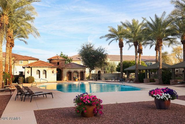 1711 E CHELSEA Lane, Gilbert, AZ 85295