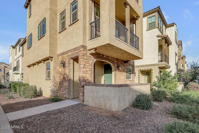 1711 E CHELSEA Lane, Gilbert, AZ 85295