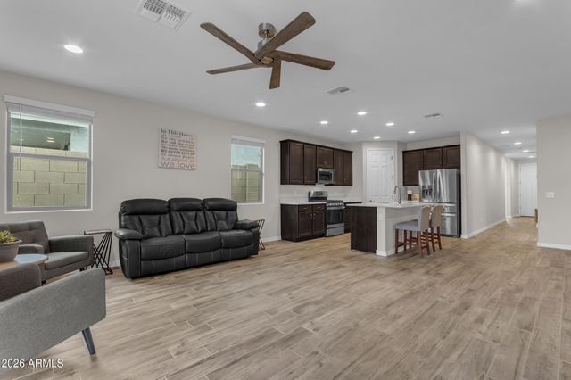 20974 W PALM Lane, Buckeye, AZ 85396