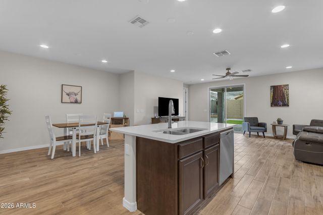 20974 W PALM Lane, Buckeye, AZ 85396