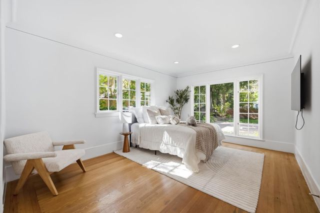 1535 Cowper Street, Palo Alto, CA 94301