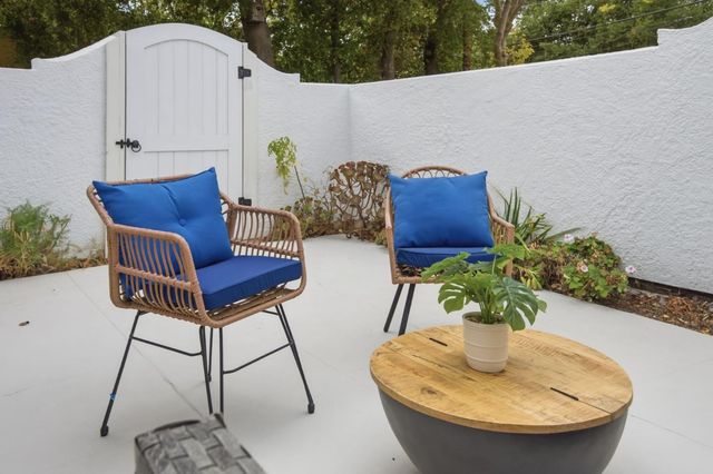 1535 Cowper Street, Palo Alto, CA 94301