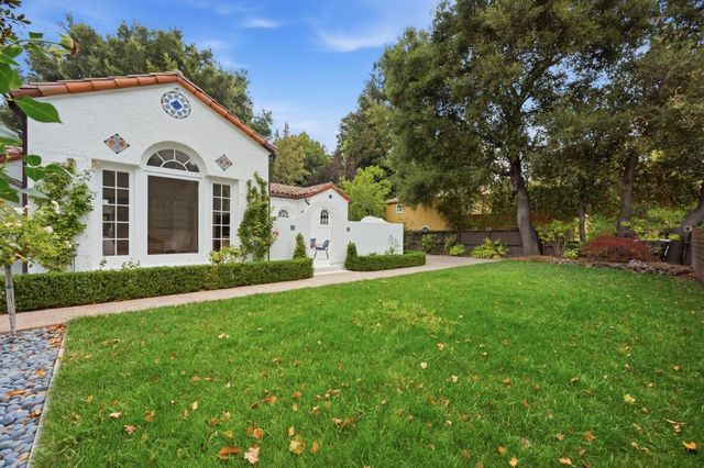 1535 Cowper Street, Palo Alto, CA 94301