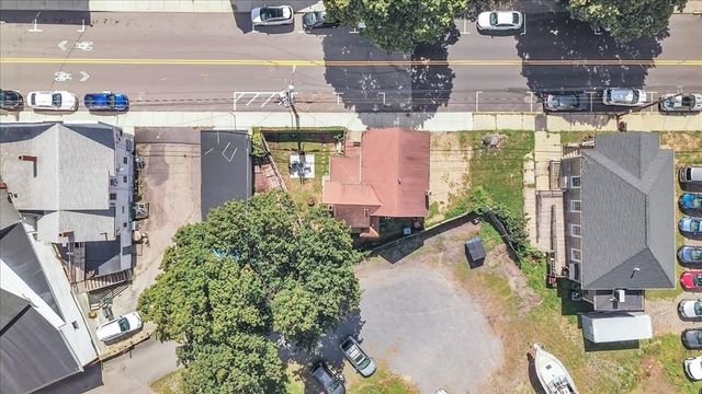 481 Center, Middleboro, MA 02346
