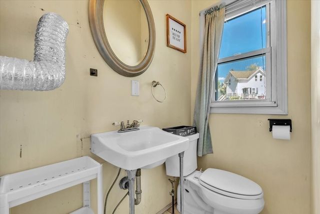 481 Center, Middleboro, MA 02346