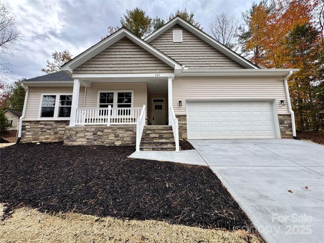 405 Scarlett Oak Court NE, Lenoir, NC 28605