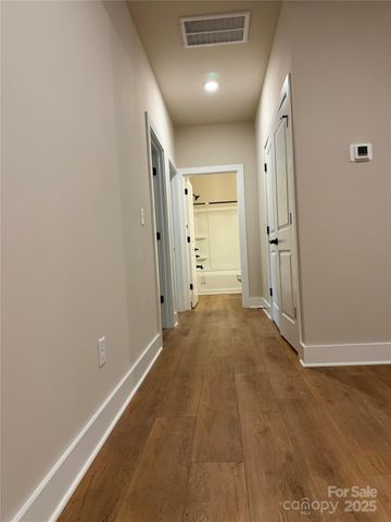 405 Scarlett Oak Court NE, Lenoir, NC 28605