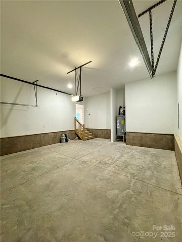 405 Scarlett Oak Court NE, Lenoir, NC 28605