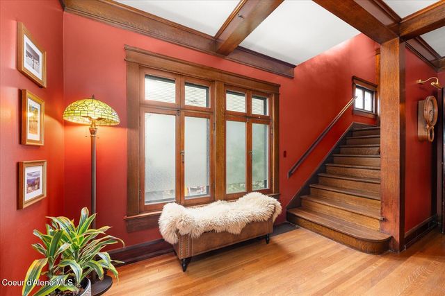 504 First St, Wallace, ID 83873