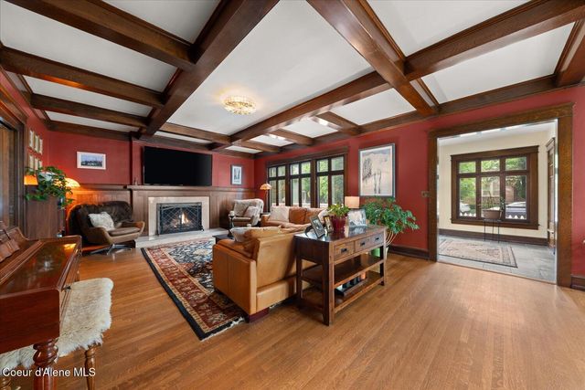 504 First St, Wallace, ID 83873