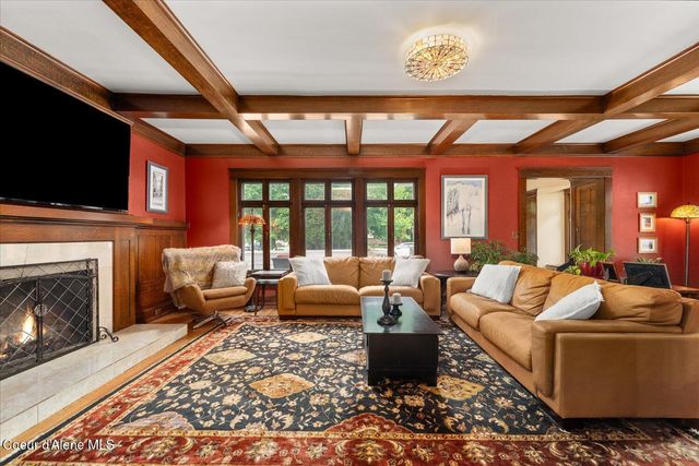 504 First St, Wallace, ID 83873