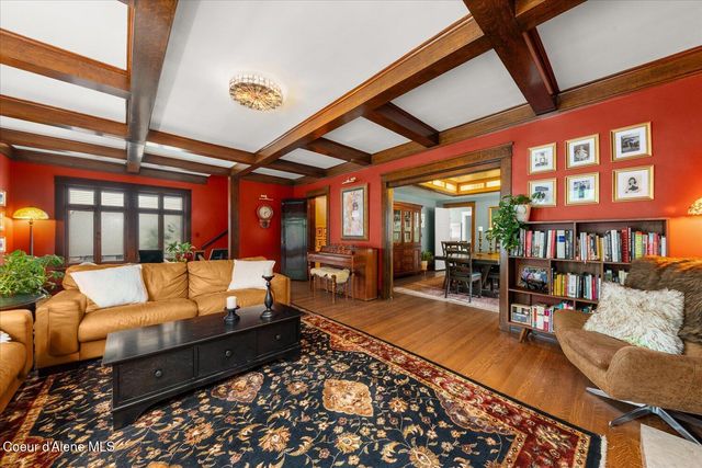 504 First St, Wallace, ID 83873