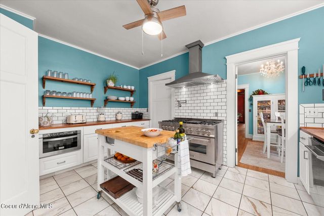 504 First St, Wallace, ID 83873