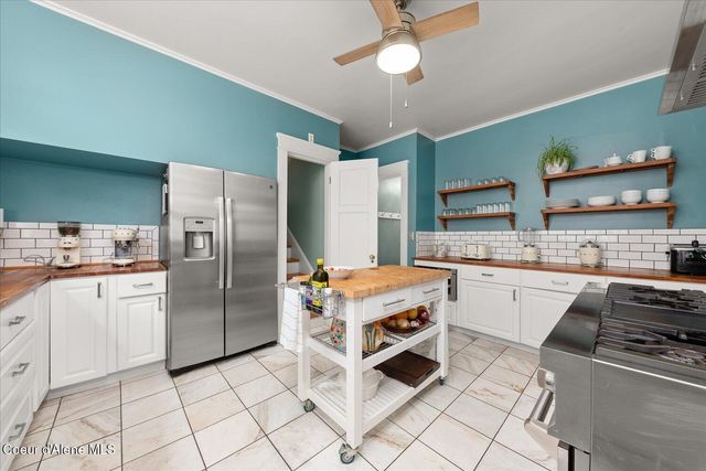 504 First St, Wallace, ID 83873