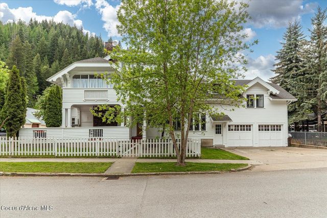 504 First St, Wallace, ID 83873