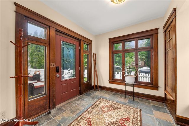 504 First St, Wallace, ID 83873