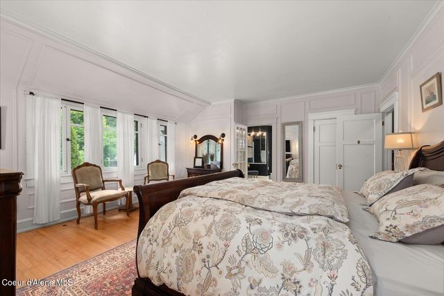 504 First St, Wallace, ID 83873