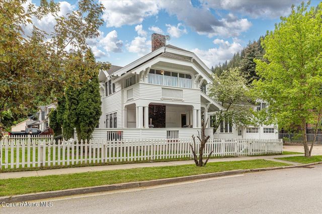 504 First St, Wallace, ID 83873