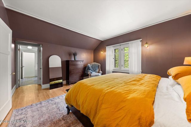 504 First St, Wallace, ID 83873